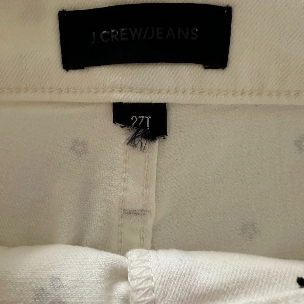 J.CREW Straight Leg Crop White With Flower Design Jeans Size 27T BNWT